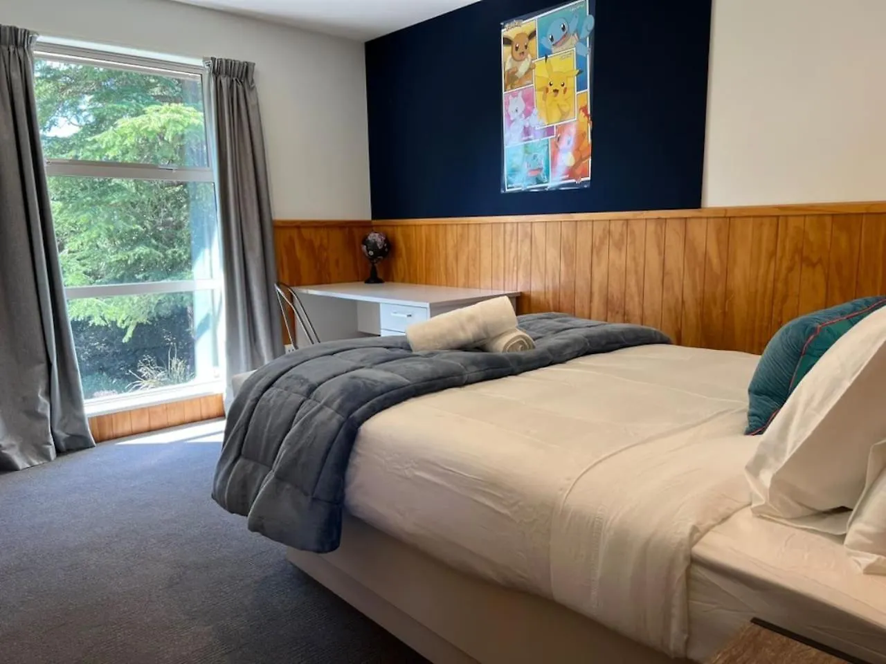 Spacious Suburban Hideaway Christchurch New Zealand
